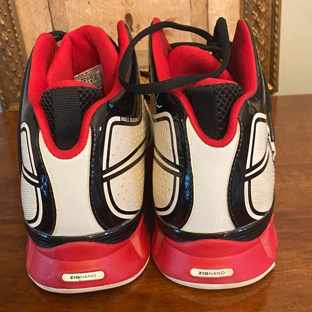 Reebok Black and White Striped Sneakers - Picture 2 of 3